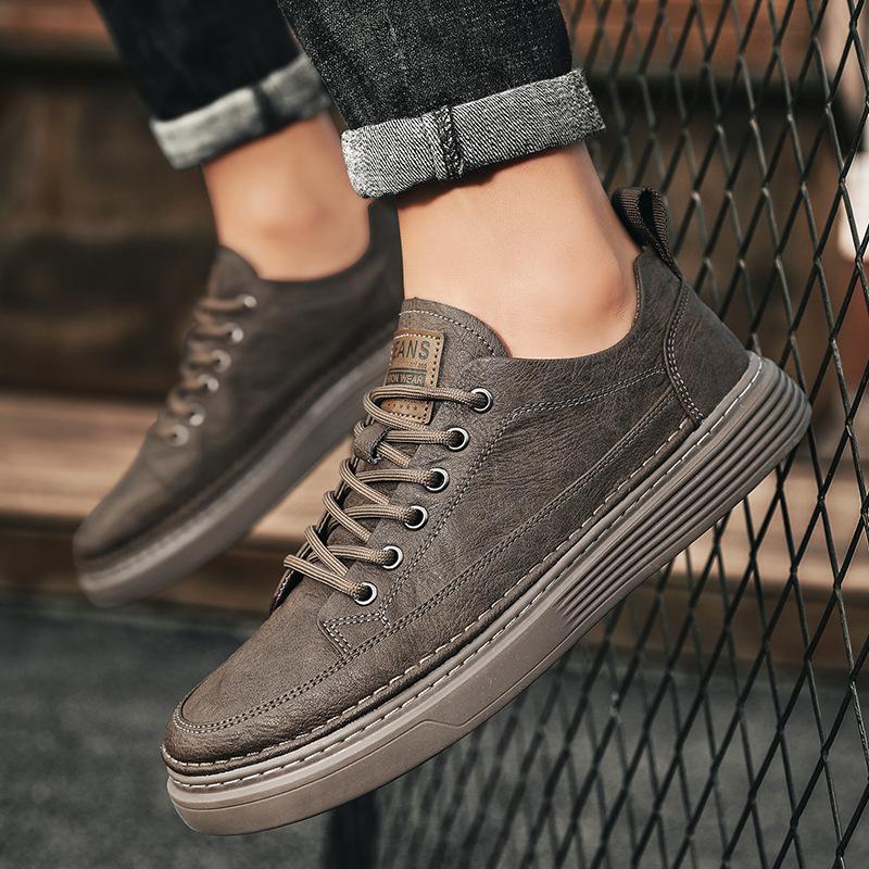 Board-Schuhe Außenleder Oberfläche Lässig Weiche Sohle Rutschfest Sport-Lederschuhe Student
