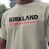 חולצת Kirkland Signature | חולצת פארודיה מצחיקה של קוסטקו, חולצה לא הולמת, חולצת מם, חולצות הומור למבוגרים, חולצת טי מם למבוגרים, מתנה לחבר