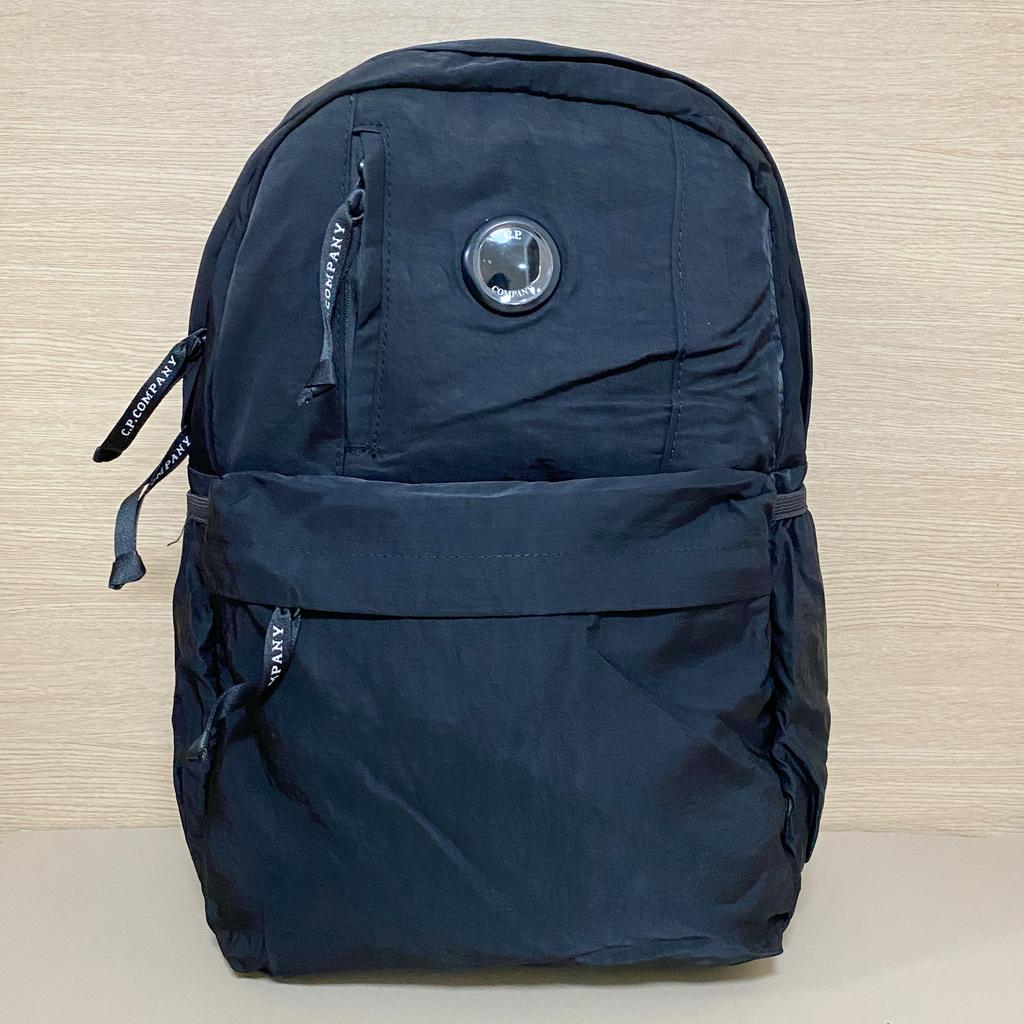 2025 Nieuwe Parijse Student CP Schooltas Eenvoudige Reizen Rugzak Stijl Casual Schouder School Student Grote Capaciteit Zakelijke Rugzak