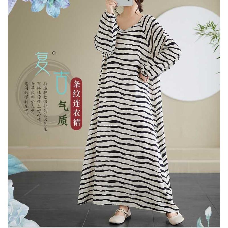 Japanese Retro Long Sleeve Age Reducing Plus Size Casual Long Dresses