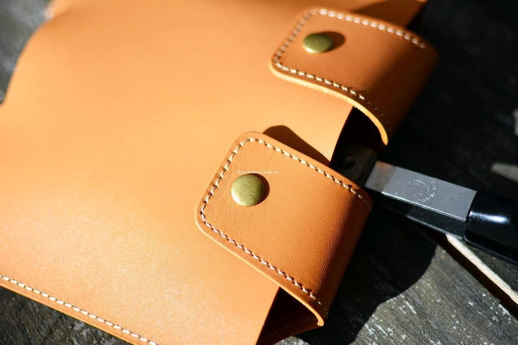 Roost Outdoors [Made from genuine leather] Hot sandwich maker cover, genuine leather