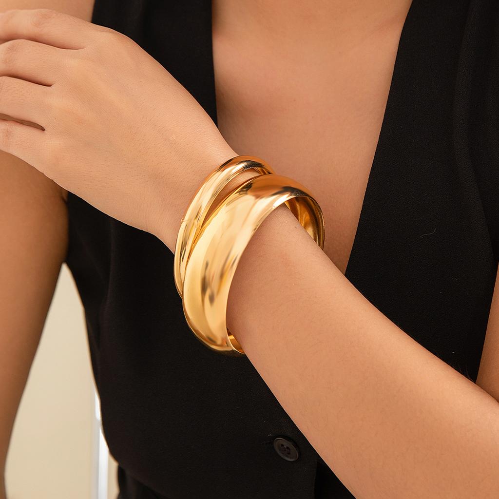 IngeSight.Z 2Pcs Exaggerated Smooth Metal Big Wide Bracelet Retro Aesthetics Gold Color Bracelet Women's African Tribal Jewelry