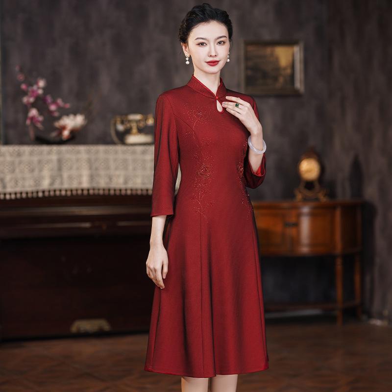 Elegant 6526 New Spring A-line Stand Collar Qipao Dress for Weddings and Banquets