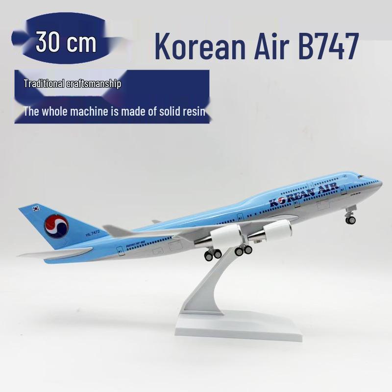 30cm Korean Air Boeing 747 Solid Model Airplane