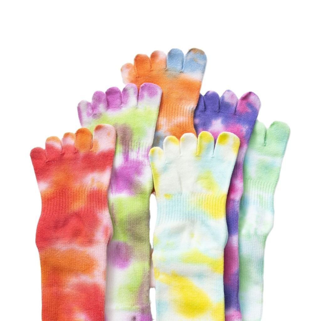 Autumn and Winter Tie Dye Yoga Five Finger Socks for Women New Style Anti Slip and Sweat Absorbing Mid Tube Pilates Socks Personalized and Versatile