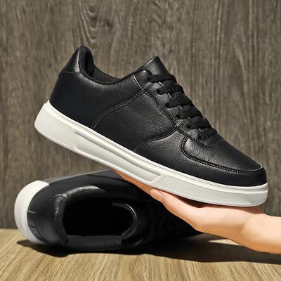 Modne skórzane męskie białe trampki oddychające wygodne klasyczne codzienne buty męskie buty do chodzenia na zewnątrz obuwie dla par rozmiar 36-47
