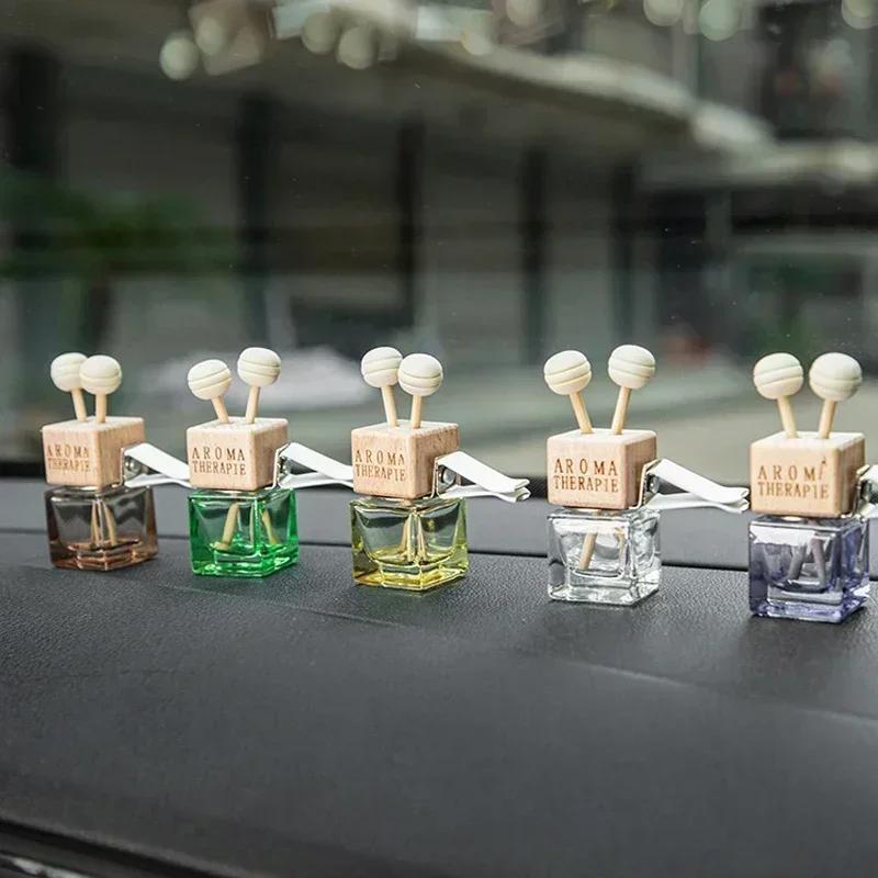 Car Perfume Bottle Interior Air Conditioner Outlet Clip Square Glass Aromatherapy Bottle Deodorizer Air Freshener Auto Amagi
