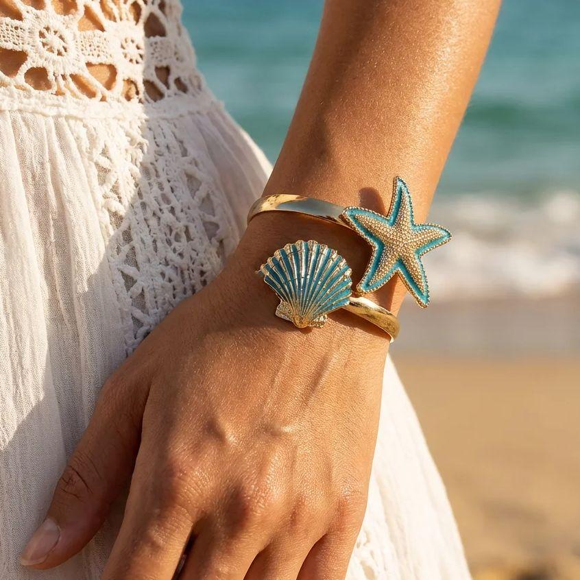 Exaggerated Starfish Shell Open Bracelet for Women Trendy Gold Color Metal Blue Enamel Marine Bracelet Beach Vacation Jewelry
