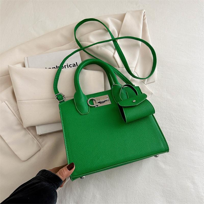 Stylish Large Capacity Casual Women's Single Shoulder Bag In Trendy Solid Colors