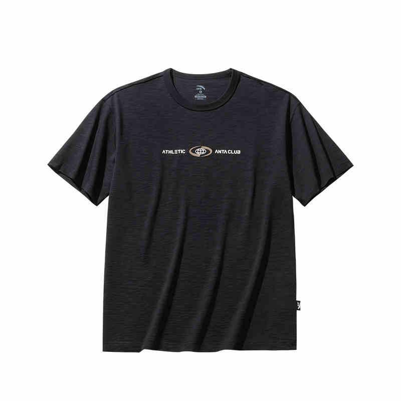 

Anta Sports Lifestyle Series Letter Round Neck Breathable Versatile Loose Short Sleeve T-Shirt Men Tops Basic-Black 952528109-4 3XL