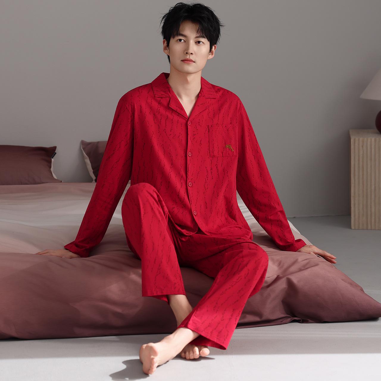 

Мужской красный пижамный комплект из лайкры и хлопка - Кардиган с длинным рукавом и брюки, Легкая повседневная домашняя одежда для осени. XL (height 170-175cm, weight 140-160kg)