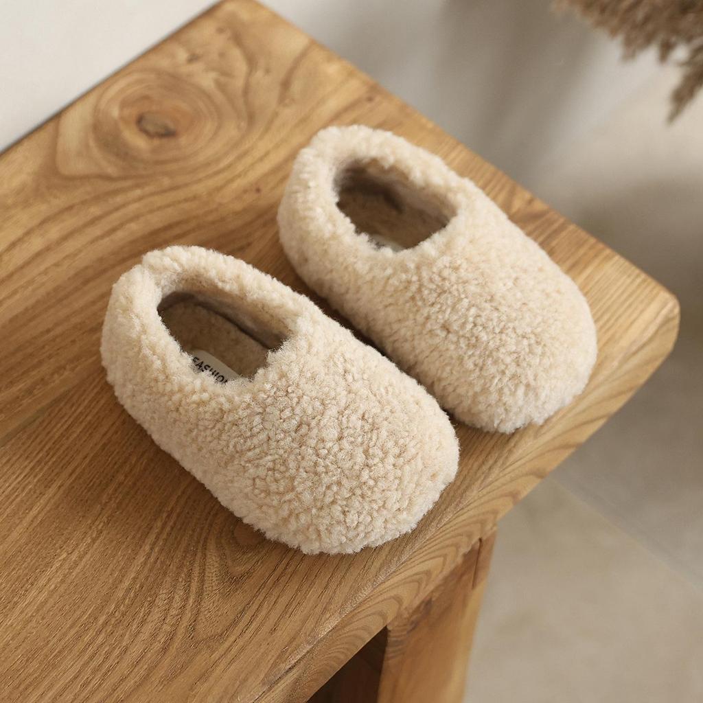 2025 Jesień/Zima Dziewczęcy Retro Bawełniany Futerzany Czepiec Wsuwane Buty: Urocze Ciepłe Welurowe Kapcie z Dużą Głową