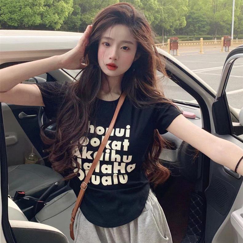 American Alphabet Black Short-sleeved T-shirt Women's Summer 2026 New Korean Version Design Niche Slim-fit Top