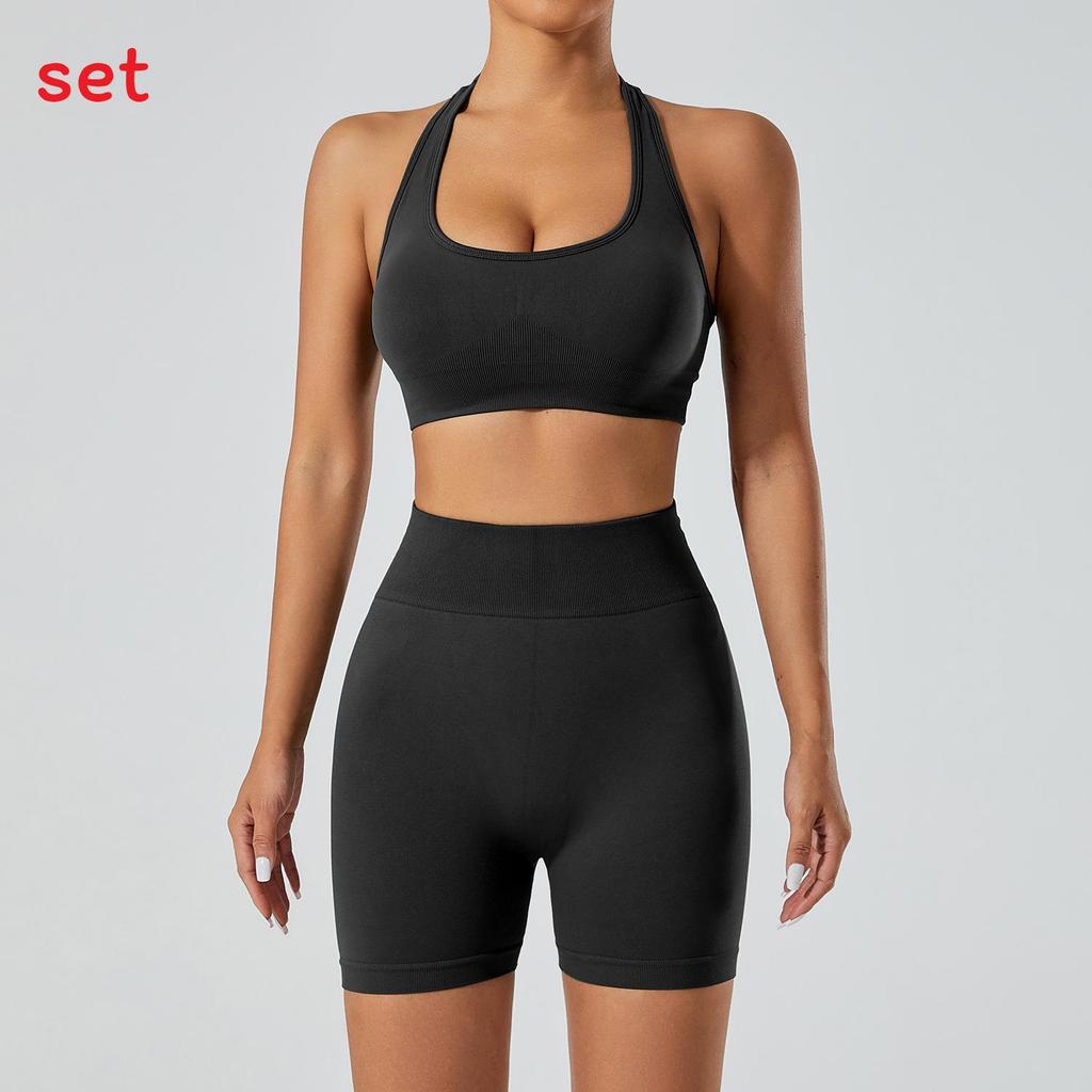 Seamless Yoga Set For Women With Quick Dry Fabric Perfect For Running And Fitness Activities