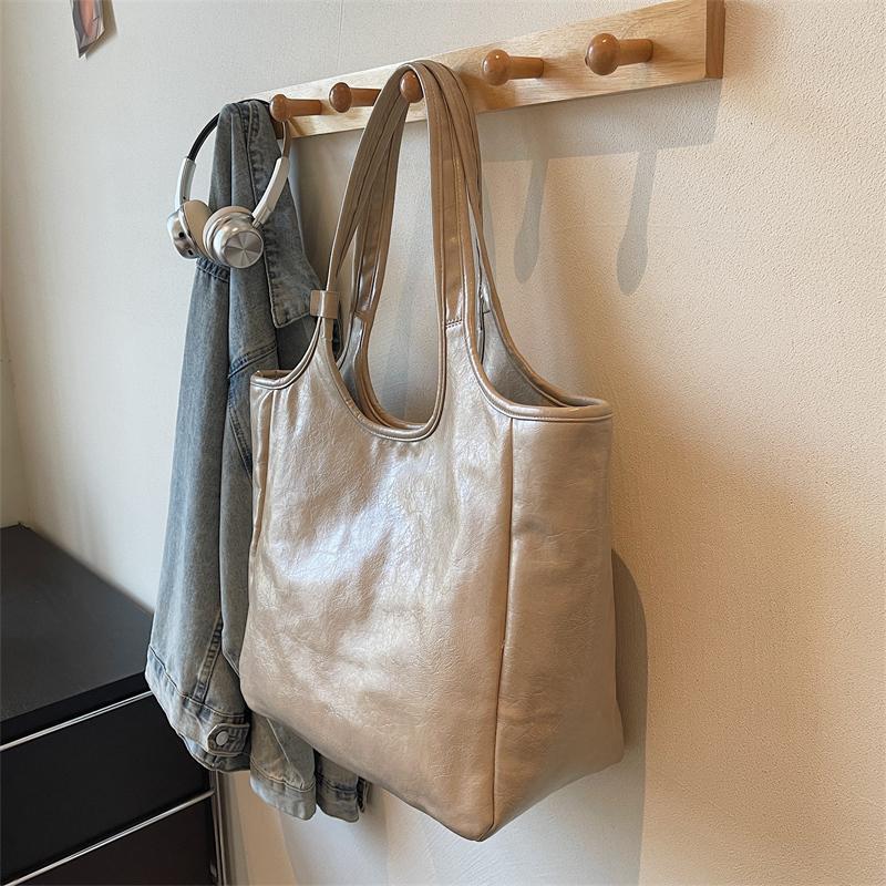 Large Capacity Commuter Tote Bag Women's Underarm Bag Shoulder Handbag