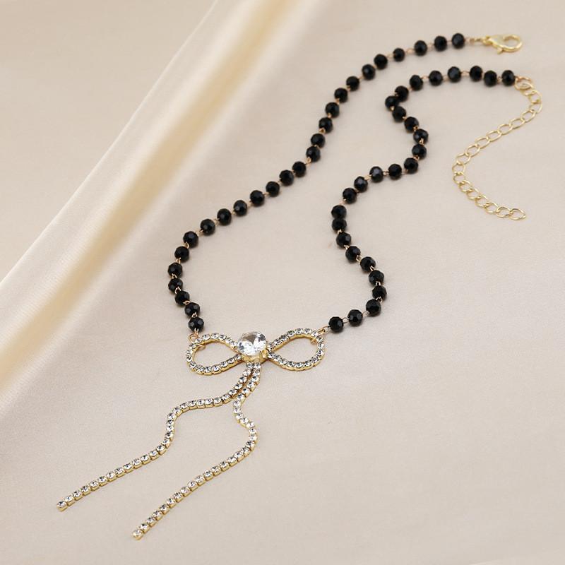 Elegant Korean Style Bowknot Zircon Necklace Perfect For Autumn Winter Fashion Lovers