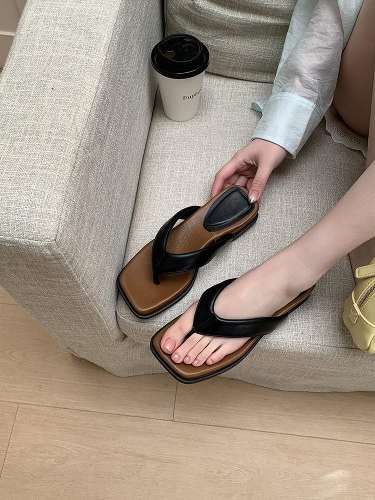 Beach flip-flops women's summer 2025 fashion casual non-slip outer wear pinch foot vacation cool slippers tide