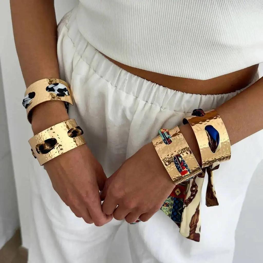 IngeSight.Z Creative Colorful Ethnic Style Wristband Metal Bracelet Women Classic Pleated Scarf Wrapped Open Bangle Jewelry 2026
