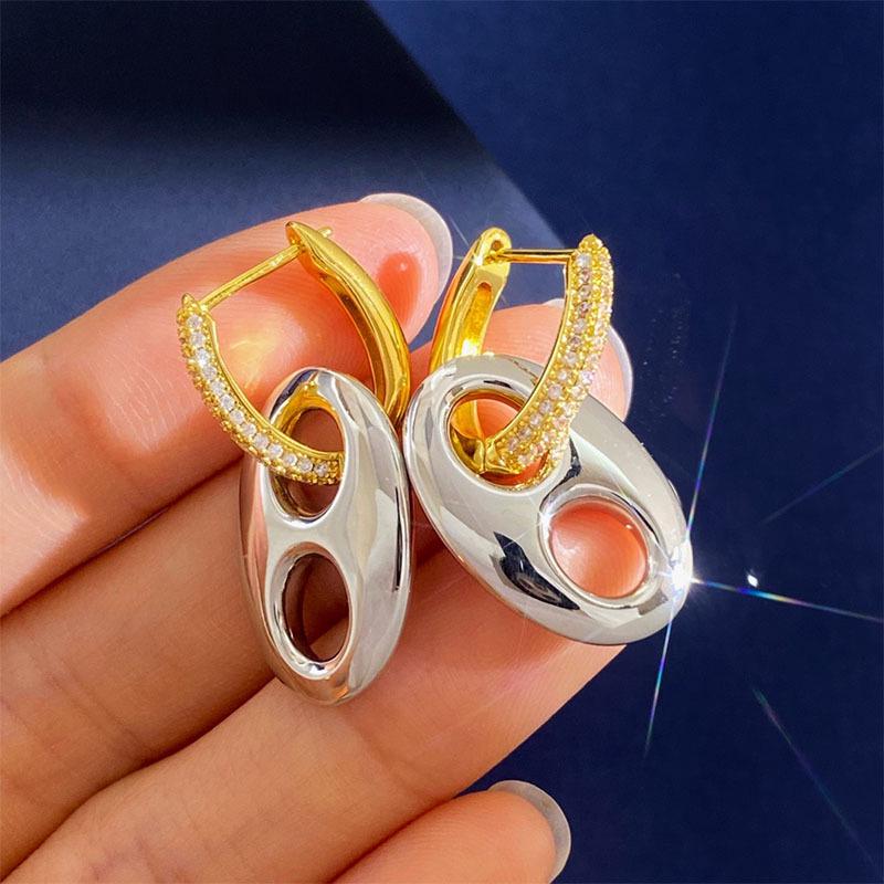

High-End Glossy Metal Pig Nose Earrings: European & American Fashion Accessories