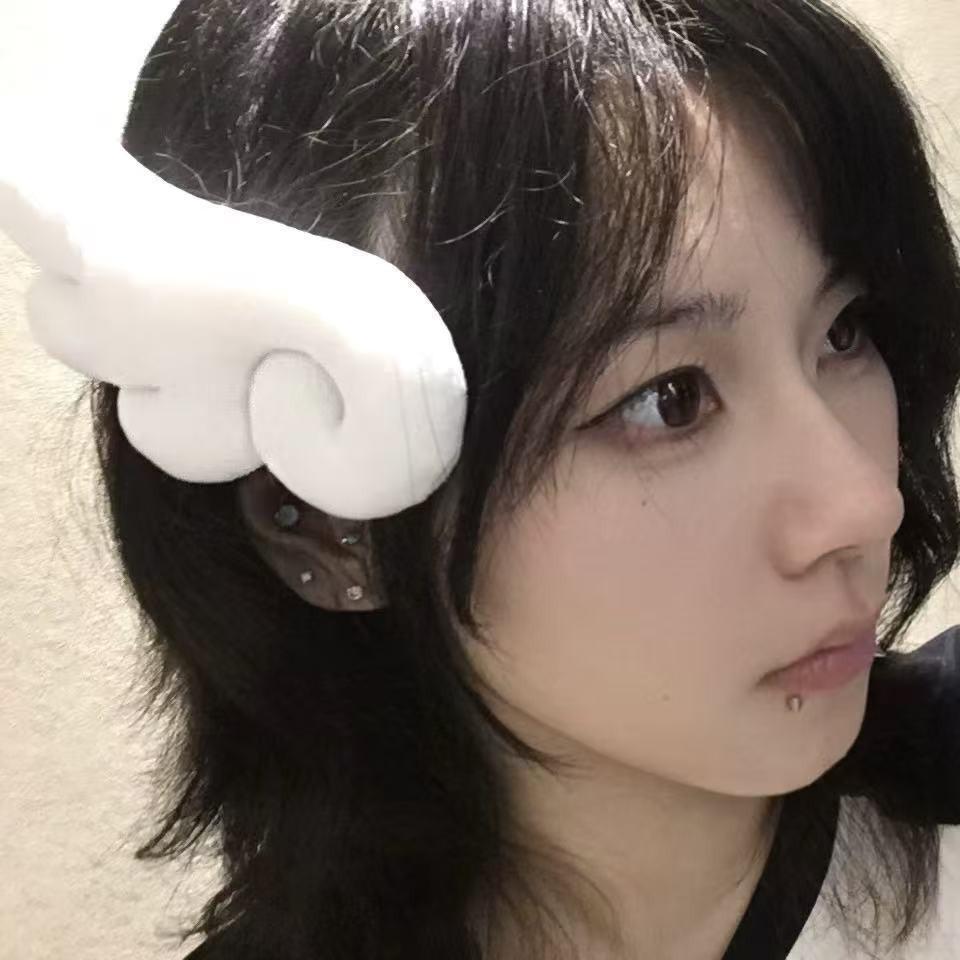 Korean Sweet Angel Wing Plush Hair Clips White Cute Hairpin Simple Hairclip Ornament Hair Accessories Lolita Cosplay Headwear