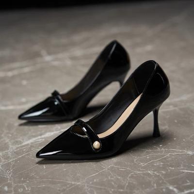 Women's Fashion Slim Heel Shoes Autumn New Pointed Head Shallow Mouth Pearl Buckle A Slip-on Temperament High Heels