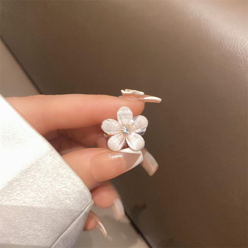 

10PCS Crystal Hair Accessory with Fresh Small Grip Clip Side Clip Headwear with Broken Hair Hairpins Camellia Alloy Hair Clip