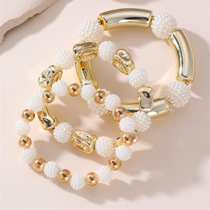 Elegant Pearl Shell Woman Bracelet Set With Geometric Design For Office Gift