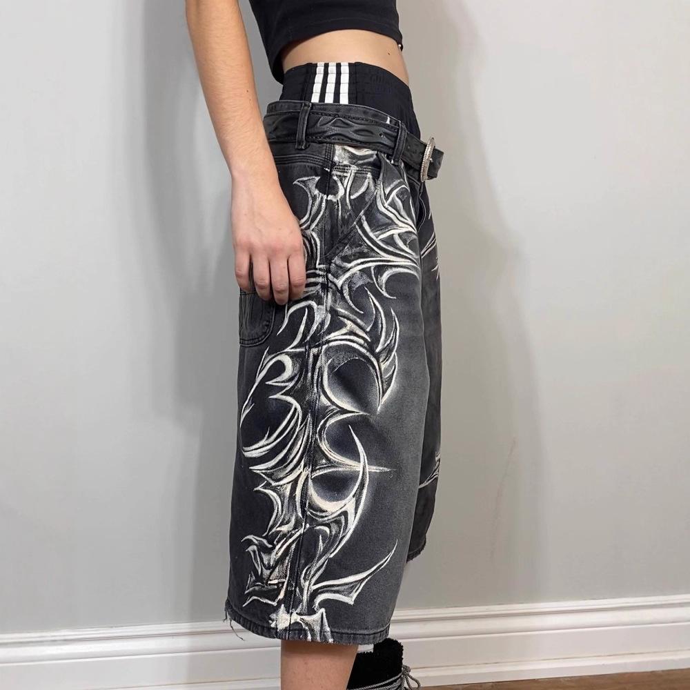 Retro Gothic Halloween Geometry Graffiti Print Denim Shorts Men Women Y2k Low Waist Baggy Knee Length Jeans Jorts Short