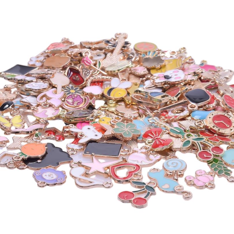 30 stuks/partij Willekeurig Gemengde Emaille Bedels Voor Sieraden Maken Benodigdheden Zon Maan Ster Fruit Dier Bedel Hanger Materialen DIY Oorbellen