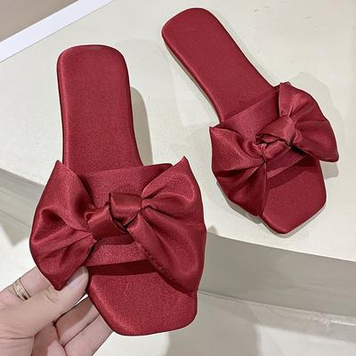 Neue Mode Satin Hausschuhe Luxus Frauen Peep Toe Hause Sandalen Hochzeit Schuhe Modische Quadratischen Kopf und Quadratischen Absatz Seide Bogen Sandalen