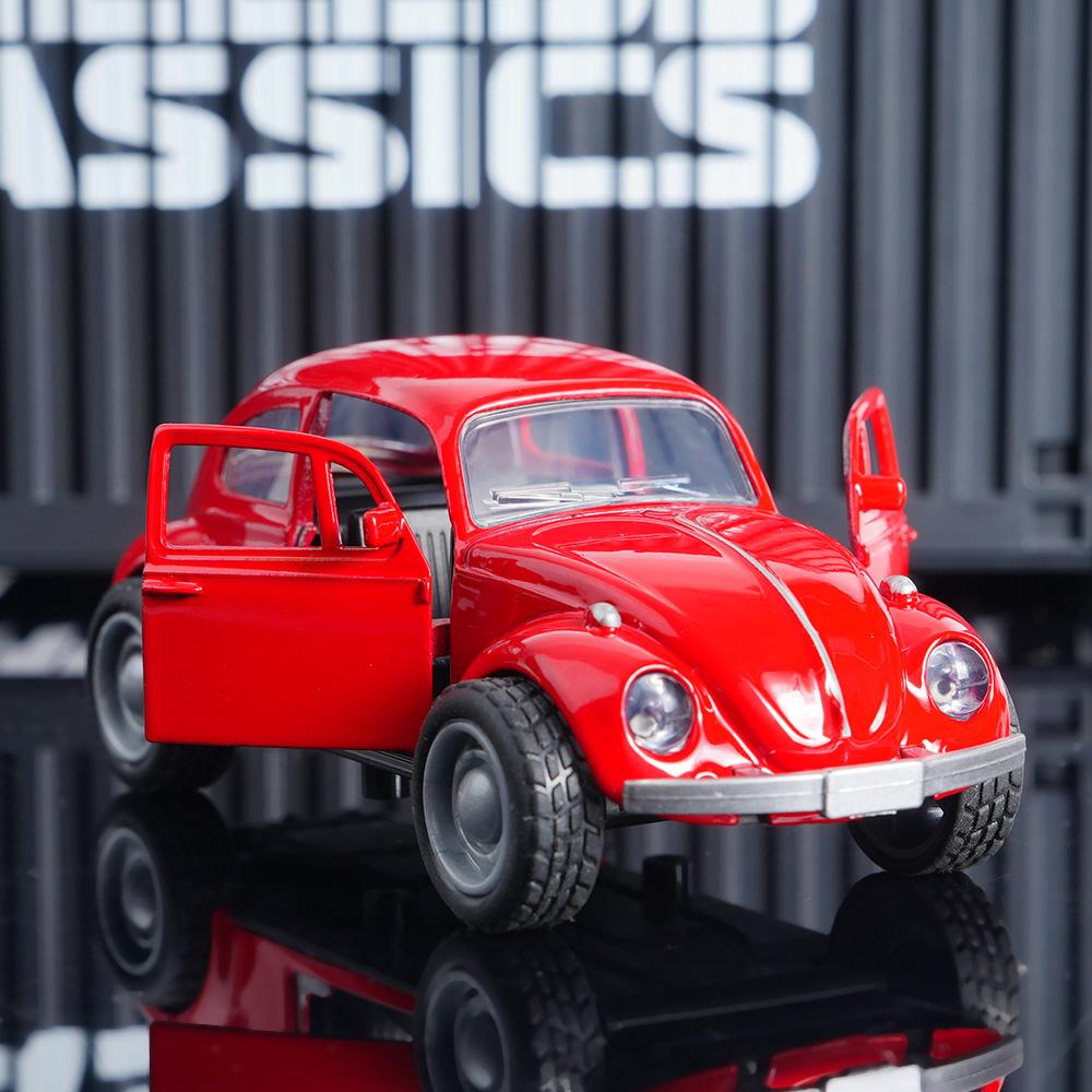 

1:36 Scale Die-Cast Beetle Model Car,Red Retro Pull-Back Toy with Openable Doors,Collectible for Kids Car Enthusiasts