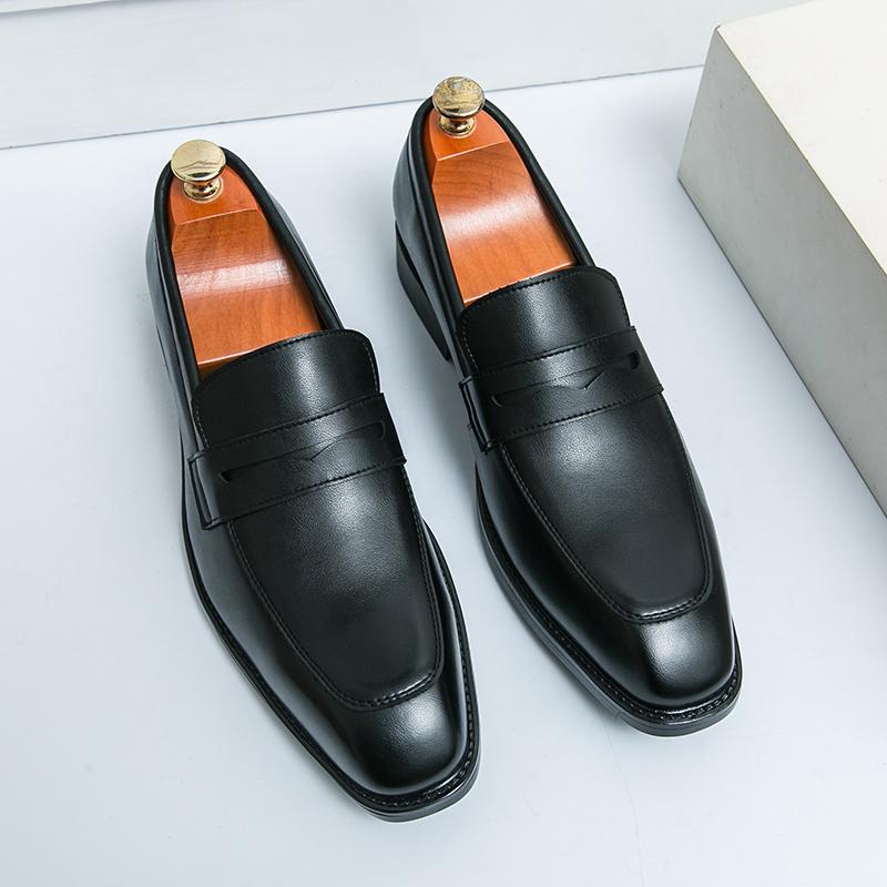 Designer Style Pointed Dress Shoes for Men Brand New Business Casual Slip On Leather Shoes British Style Men Wedding Party Shoes