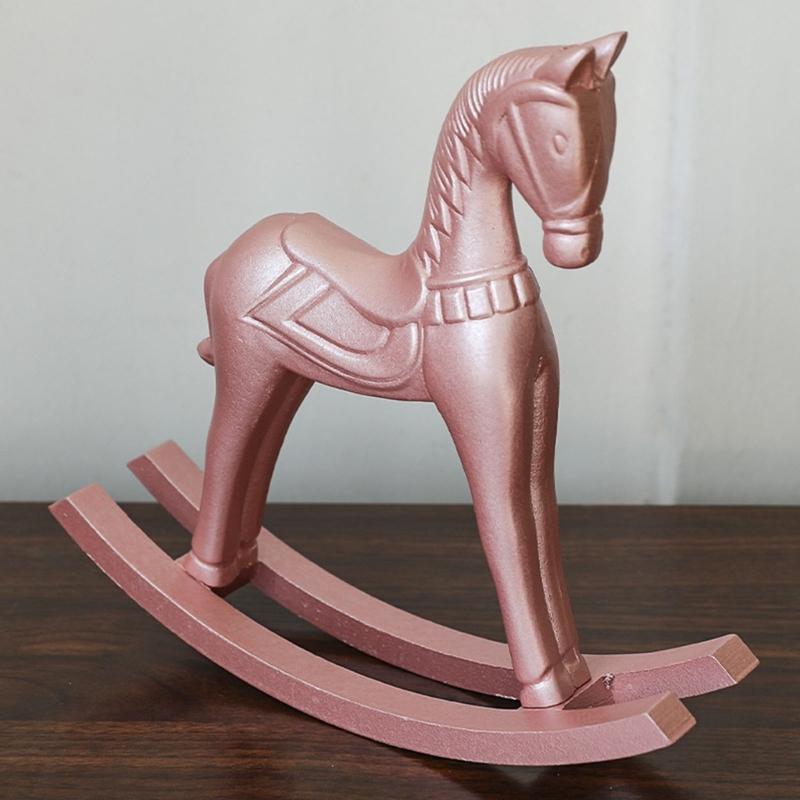 Holz Rosa Schaukelpferd Miniaturfigur Kinderzimmer Dekoration Handgefertigt Europäische Stile Wohnakzent Für Kinderzimmer Geschenk