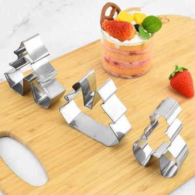 Ensemble de 8/10/18/24 pièces d'emporte-pièces en acier inoxydable Design de forme 3D Motifs variés Moule à biscuits de fête Cadeau de Noël Outil de pâtisserie