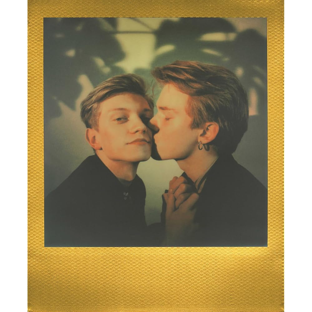 Polaroid Instant Film Color film for i-Type – Golden Moments Double Pack (16 sheets) Gold Frame (6034)