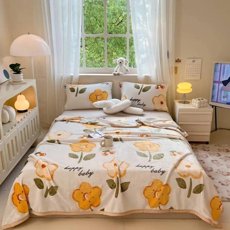 New Milk Fiber Printed Blanket 300G Cloud Mink Velvet Cover Blanket