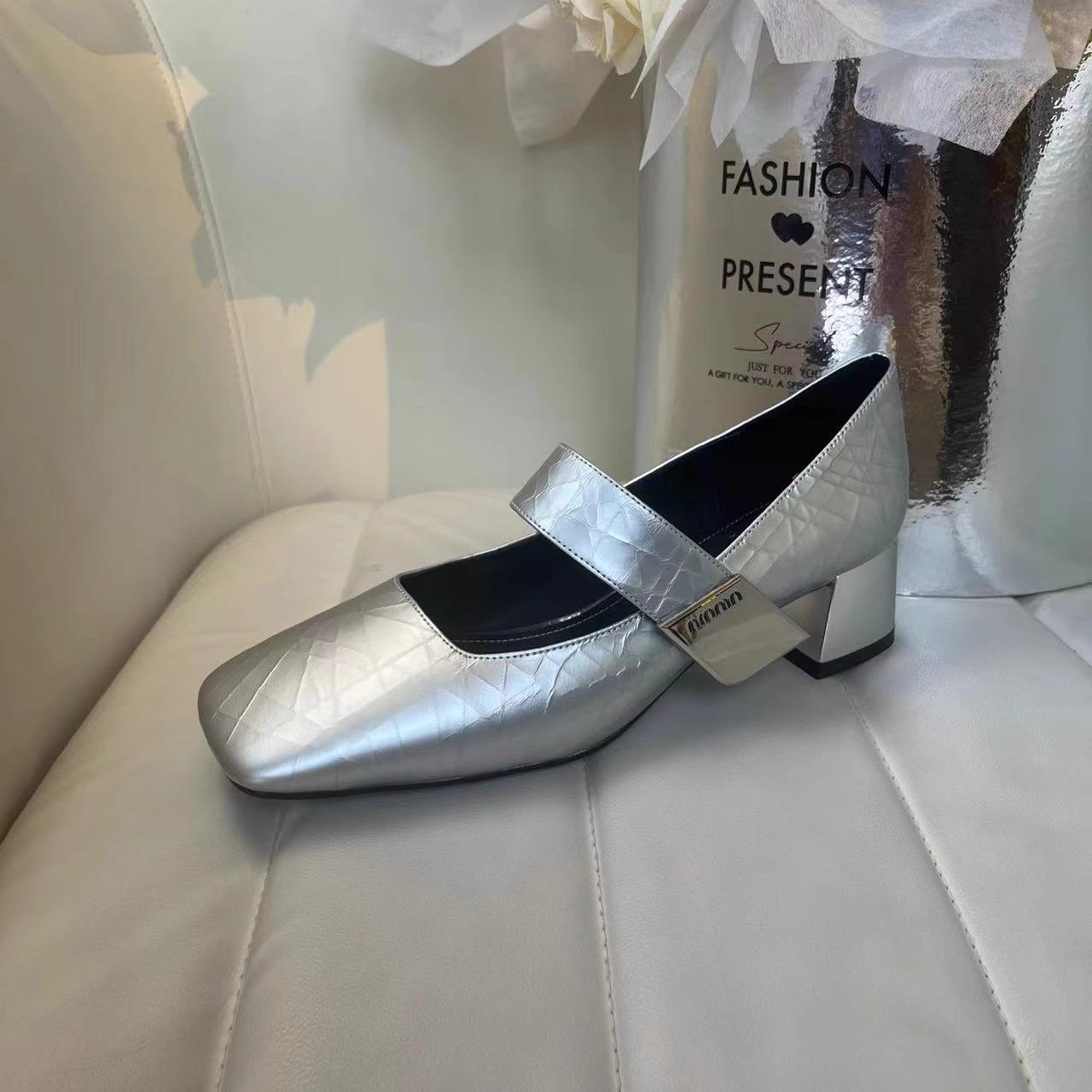 

Fashion NEW Spring/Autumn Women Pumps Square Toe Chunky Heel Shoes Satin Shoes for Women Elegant Low Heel Buckle Black Mary Jane Shoes 34