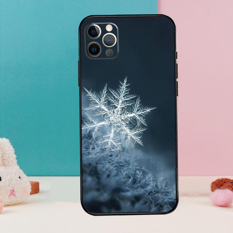 Christmas Snowflakes Phone Case For iPhone 17 Air 16 14 13 12 11 15 Pro Max 12 13 Mini 15 16 Plus 16e Cover Coque