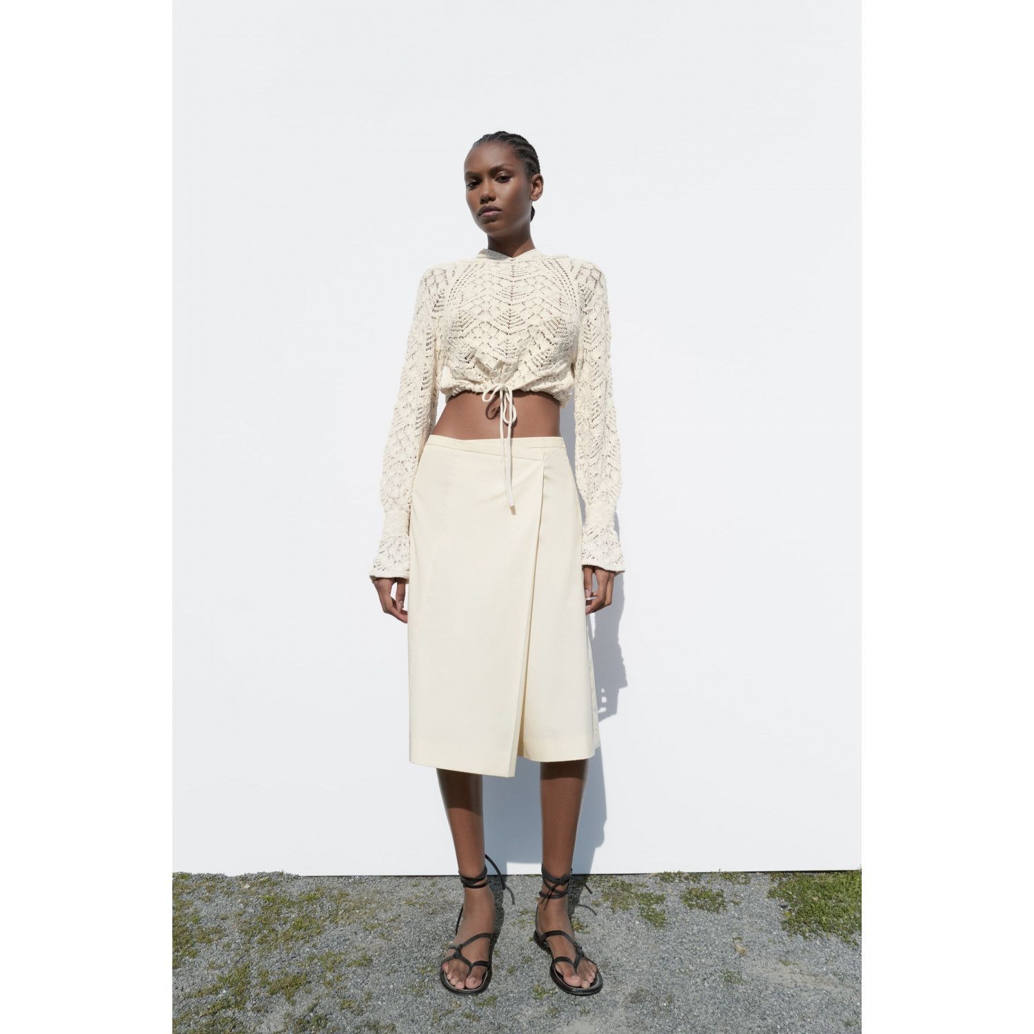 

POINTELLE KNIT HOODIE