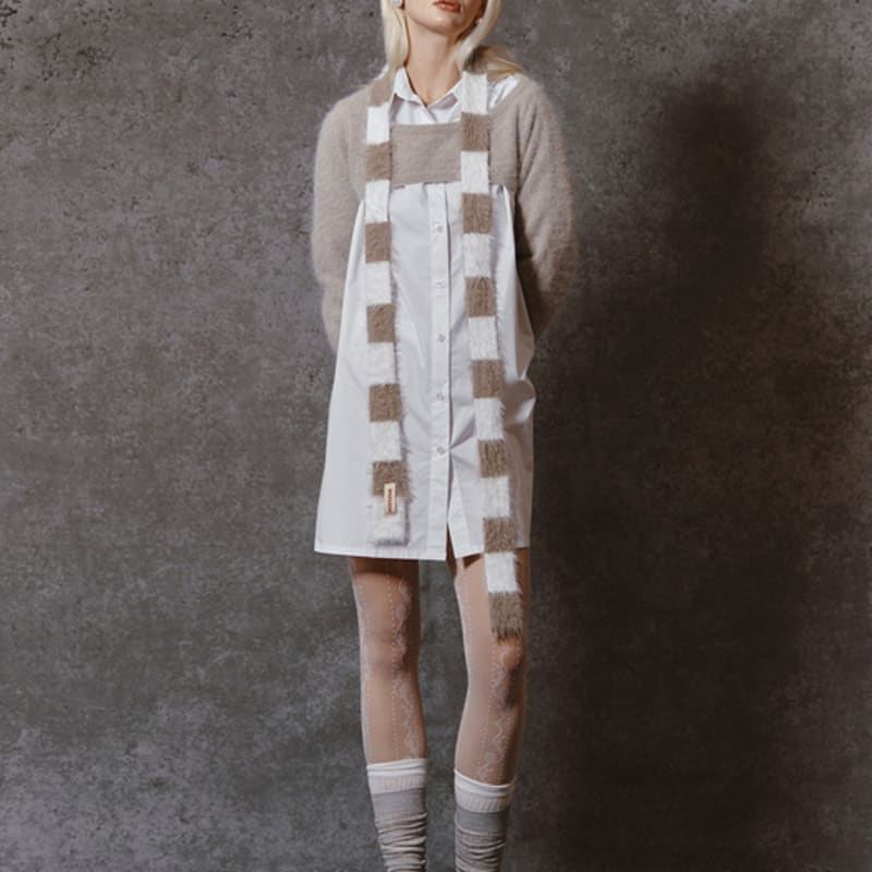 MEENDERI MIXED STRIPE knit MUFFLER - WHITE BEIGE