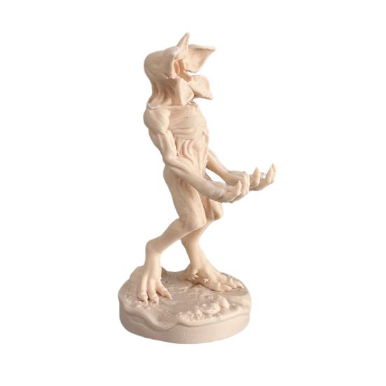 3D-gedruckter Stifthalter Gruseliger Bleistifthalter für Heim- und Bürodekoration Stehender Schreibtischorganisator für TV-Serienfans Sammler