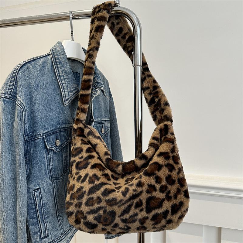 2025 Herbst/Winter Neue Koreanische Version von High-End Wolltasche Damen Tasche Mode Plüschtasche Temperament Mädchen Umhängetasche Achseltasche