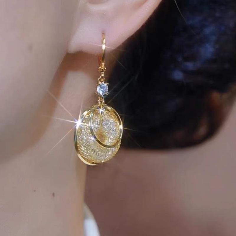 Elegant Gold Thread Crystal Drop Earrings - Versatile, Trendy, and Stylish