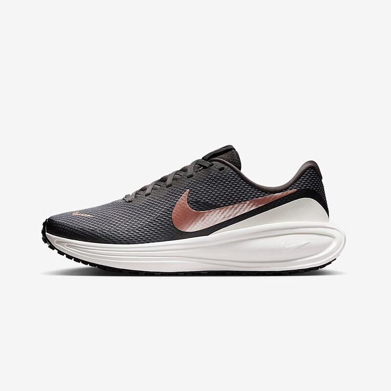 Nike Women s Revolution 8 Running Shoes 38