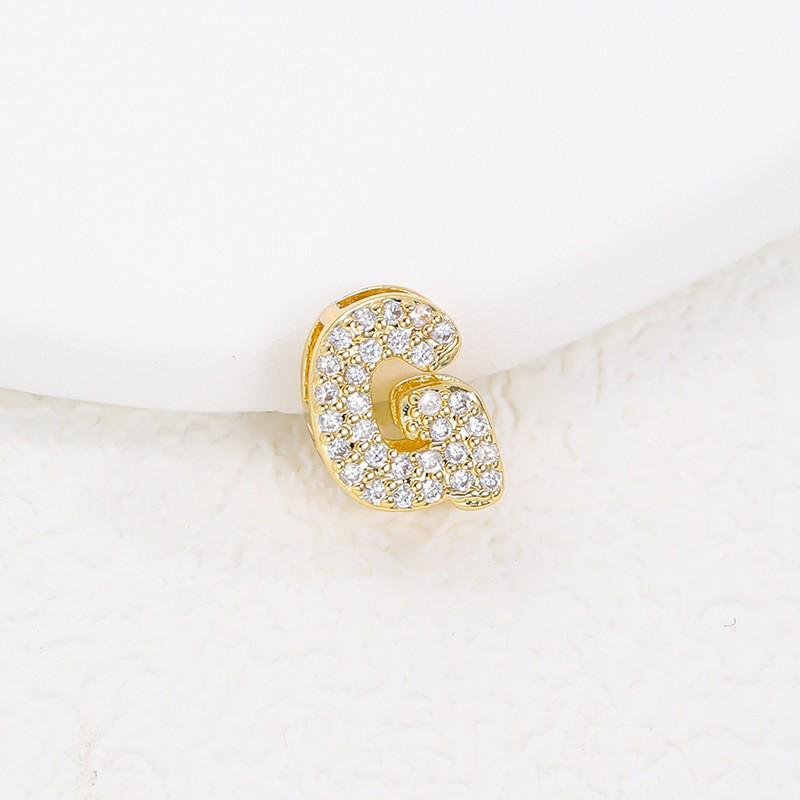 Hot-Selling 26-Letter Zirconia Pendant Necklace with Diamond Cute Design