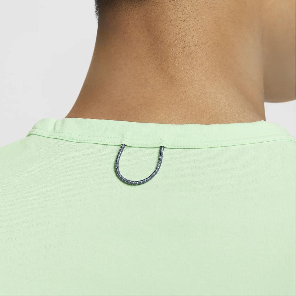 Nike Dri-FIT UV Jednobarevné Logo Značky Potisk Písmen Outdoorová Ochrana proti Slunci Rychleschnoucí Ležérní Sportovní Tričko s Kulatým Výstřihem a Krátkým Rukávem Pánské Vrchní Díly HF6169376