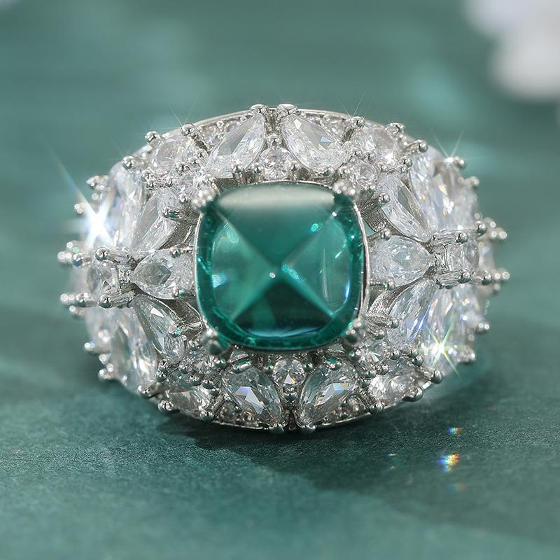 Gorgeous Elegant Green Synthetic Zircon Flower Ring Suitable For Women Parties Banquets Wedding Vintage Temperament Jewelry