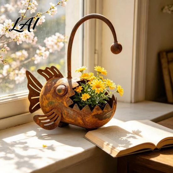 Flowerpot Rustic Iron Planter Fish Shaped Design Decorative Metal Flower Pot for Planter Succulents Cactus Plants Rustproof Garden Patio