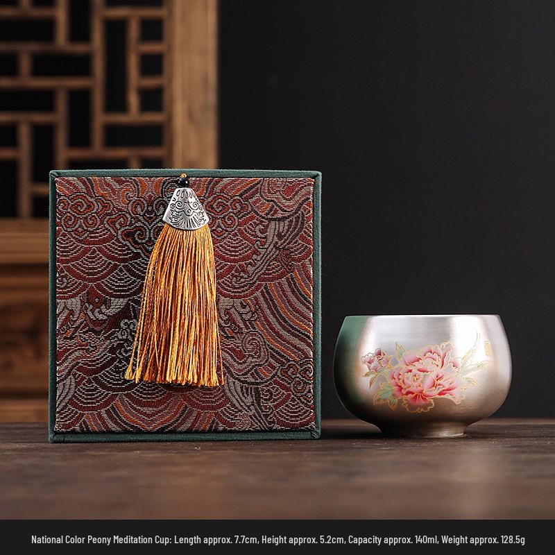 

Набор керамических чашек для чая с серебряным покрытием: Чаша для хозяина с дизайном «Девять персиков» 140ml