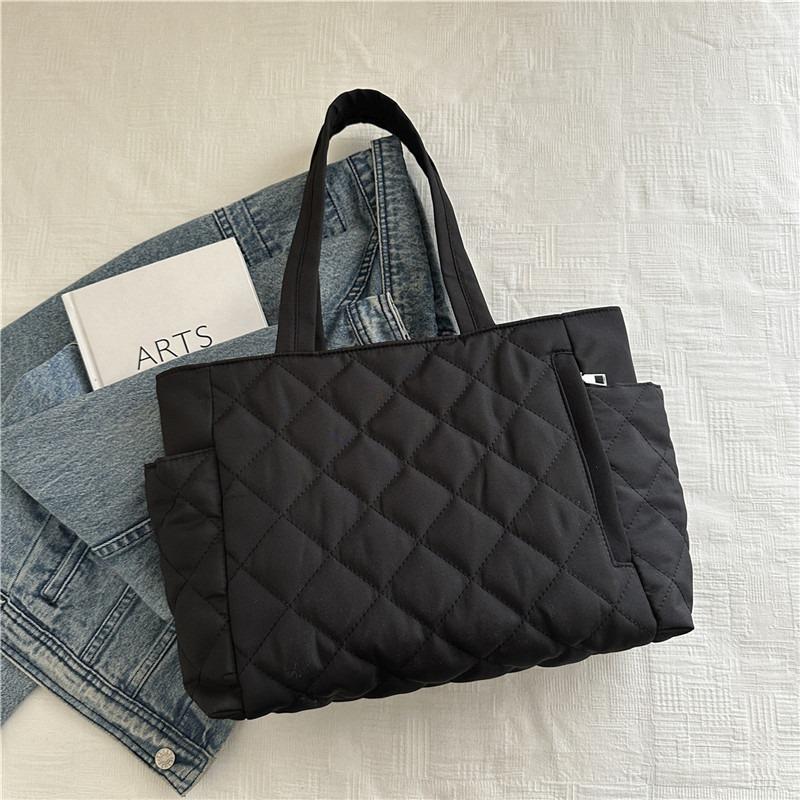 

Premium bag women s autumn new commuter underarm bag fashionable simple niche design shoulder cotton bag